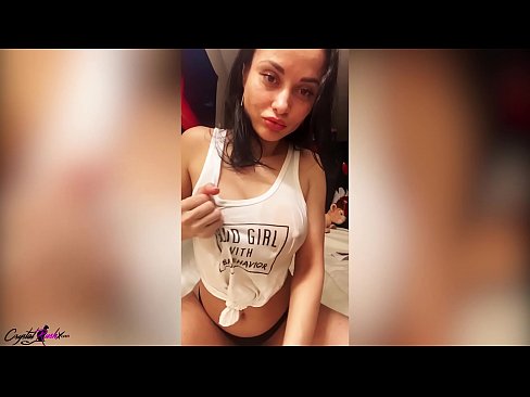 ❤️ Prsata zgodna žena skida svoju macu i miluje svoje ogromne sise u mokroj majici ❤ Ruski porno u pornografiji hr.higlass.ru ❌️